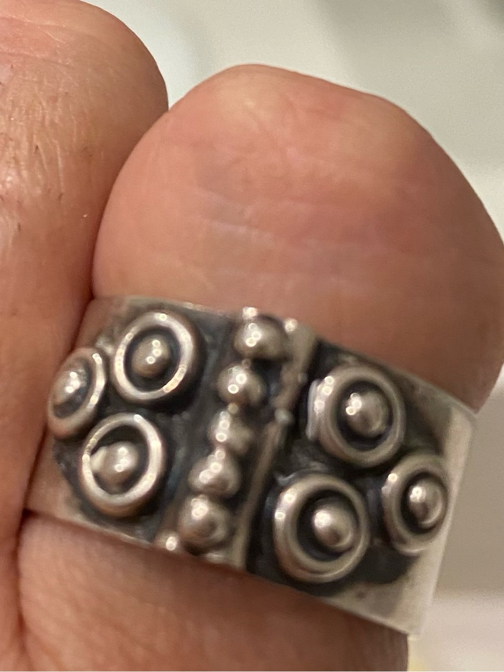Sterling Silver Textured Circle Statement Ring - Silver
